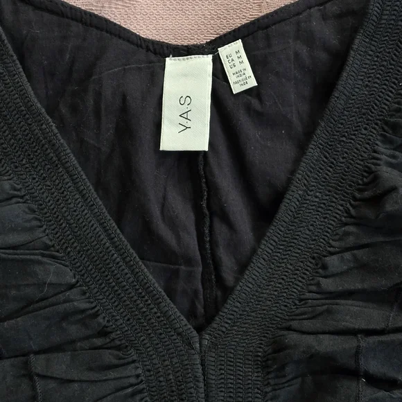 Y.A.S Yasmilda Black Ruffle Blouse - Picture 10 of 11